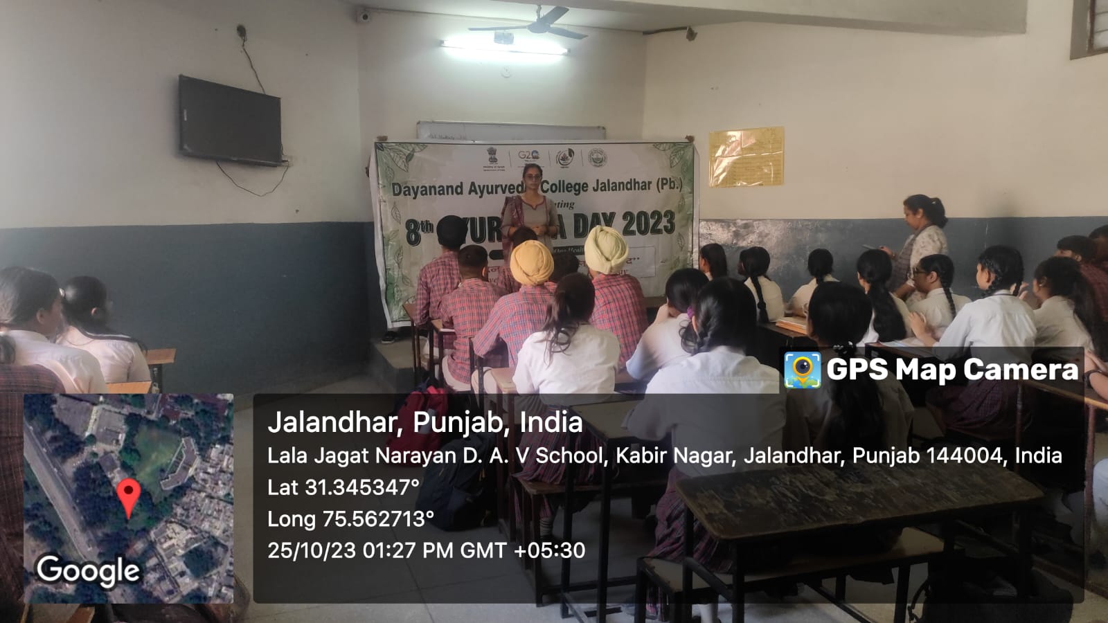 An awareness lecture on daily regimen along with Aahar and Vihar was conducted at Lala Jagat Narain DAV School Jalandhar