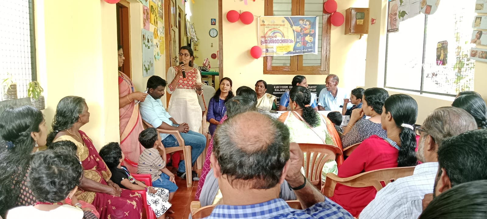 Awareness class about Importance of Ayurveda in daily life, in Kaviyoor Anganwadi (ward 7 ) conducted by Dr Parvathy MO GAD Kaviyoo