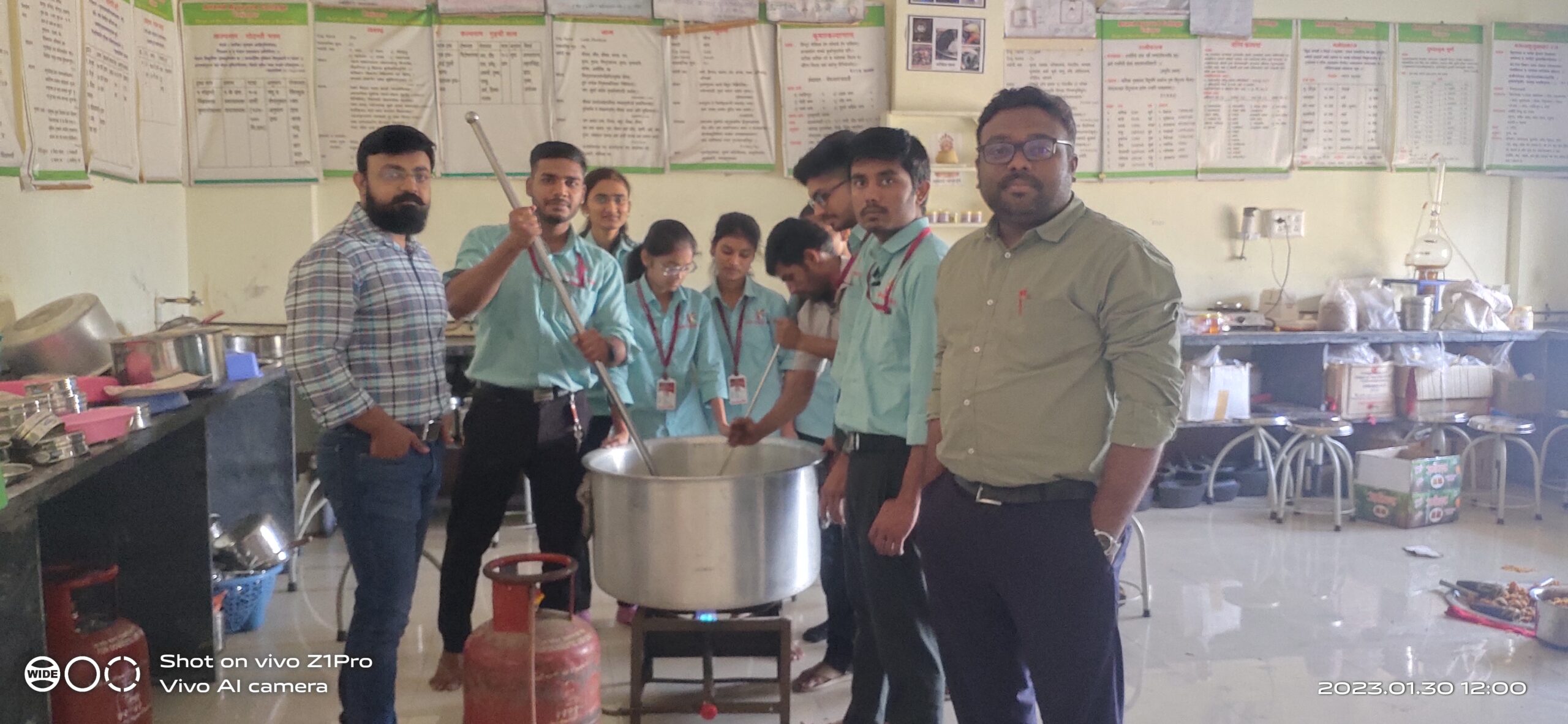 Chavyanprash preparation at Anand Ayurved College