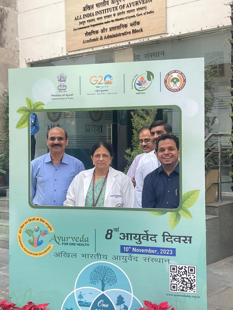 Prof. (Dr) Tanuja Nesari, Director AIIA New Delhi gave message of Ayurveda for One Health from Selfie Point